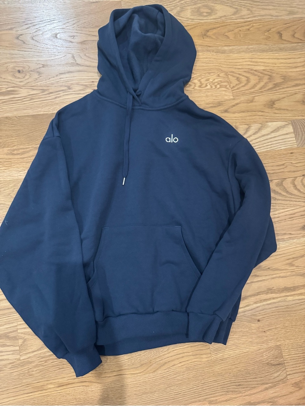 ALO Yoga Men’s Navy Pullover Hoodie